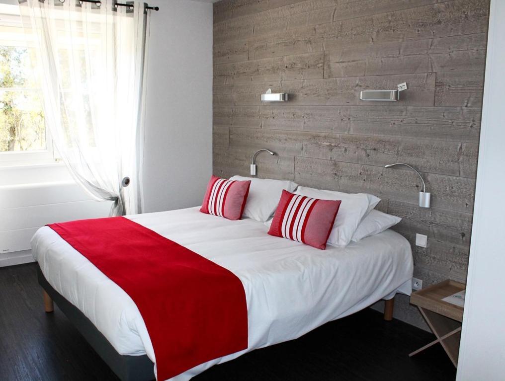 Logis Hotel "Ici M'Aime" Rouvray  Dış mekan fotoğraf